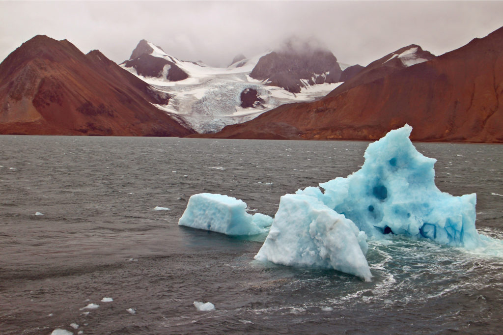 Svalbard, iceberg