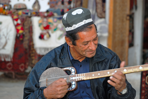 Bukhara, musico