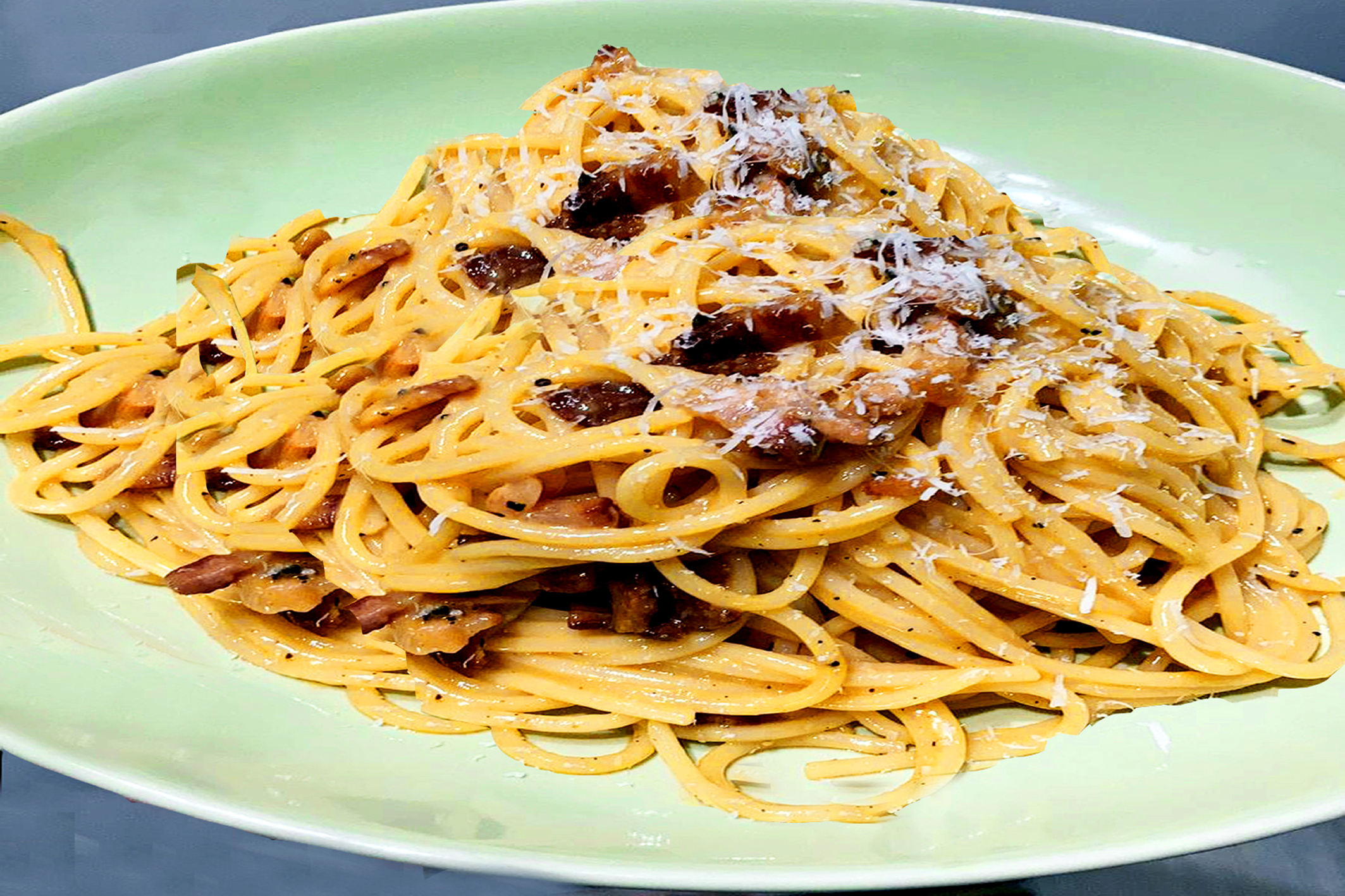APERTURA Spaghetti alla carbonara tradizionali