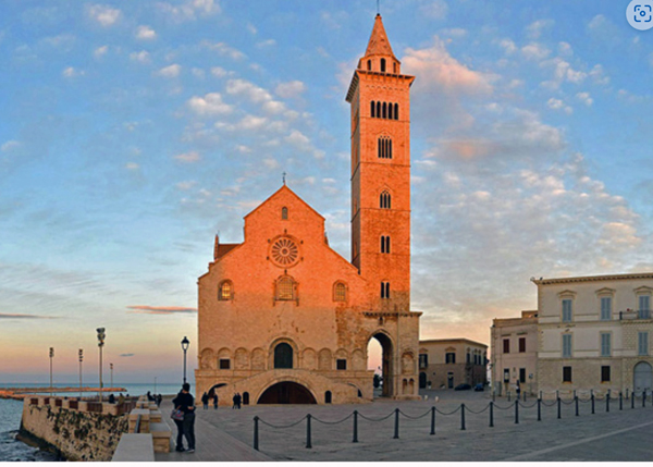  Cattedrale di Trani (Foto-Turismo Culturale Italiano)