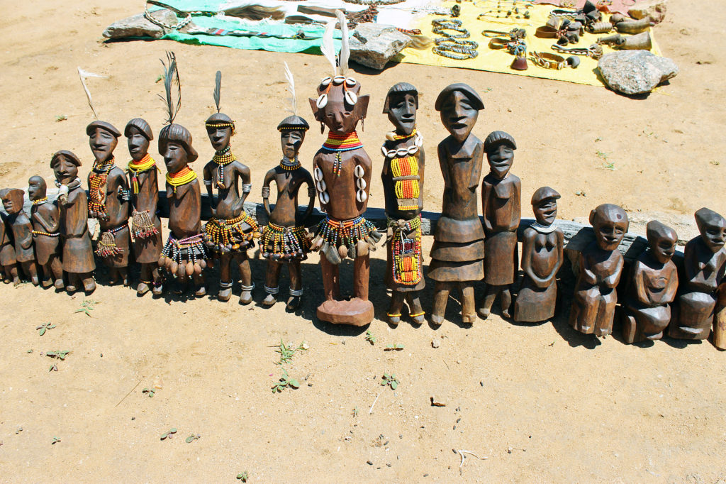 ETIOPIA OMO Statuine lignee Konso