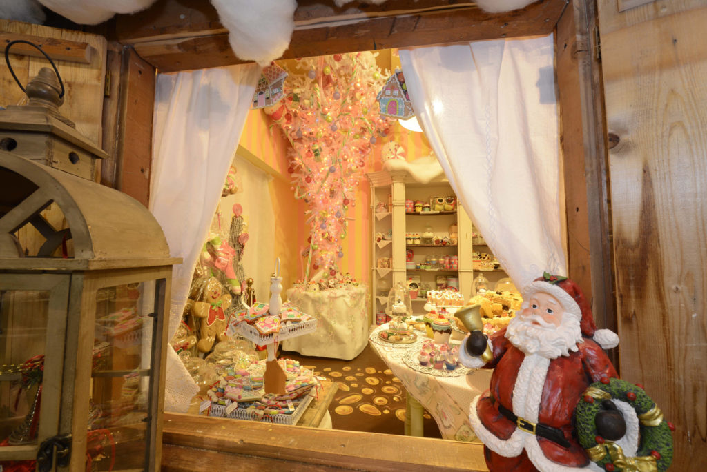 Flover-Villaggio-di-Natale-stanza-dei-dolci_S