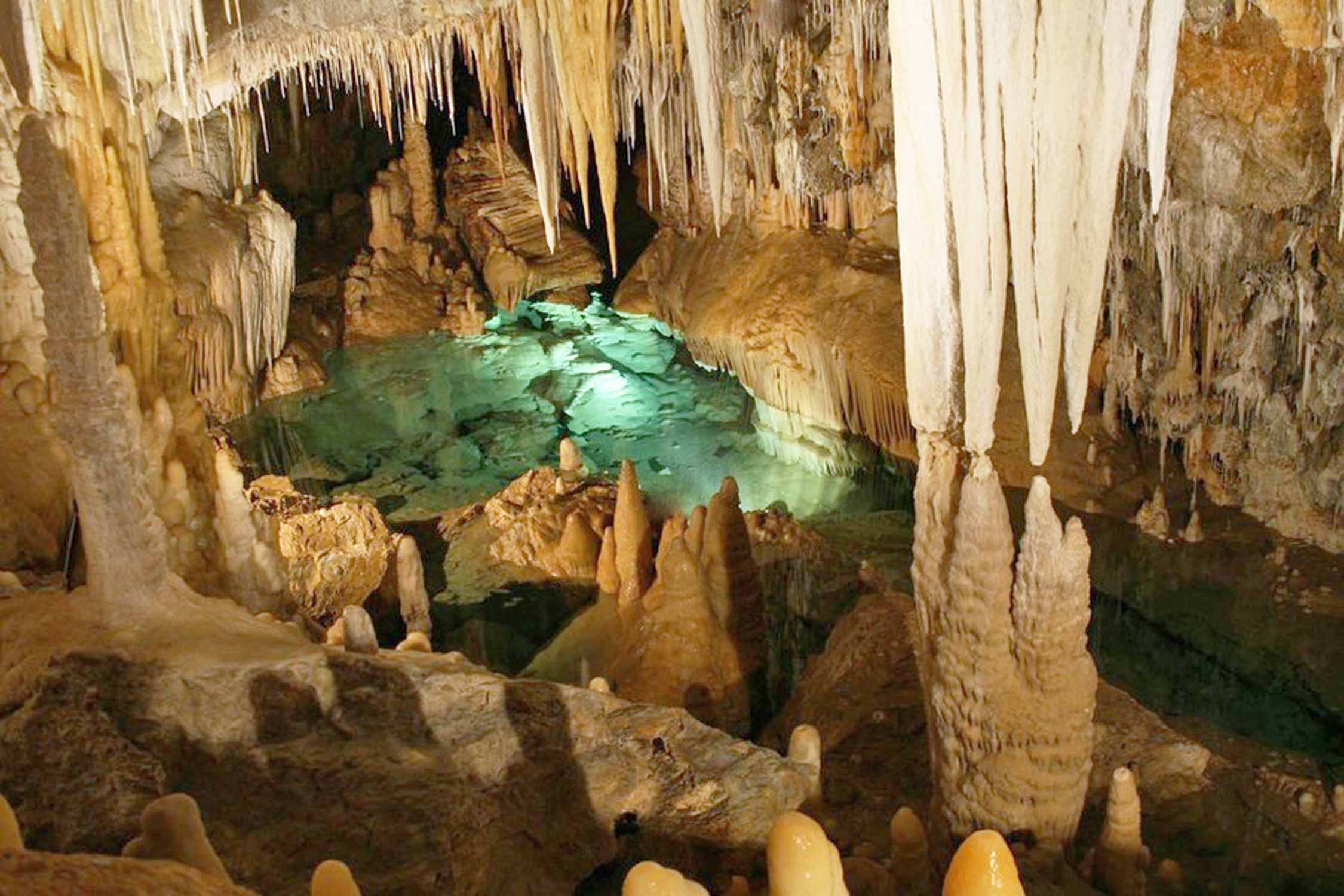 bellegra01m Grotta dell'Arco