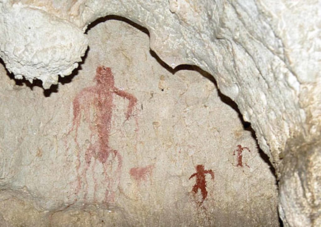bellegra03m Grotta dell'Arco pitture rupestri
