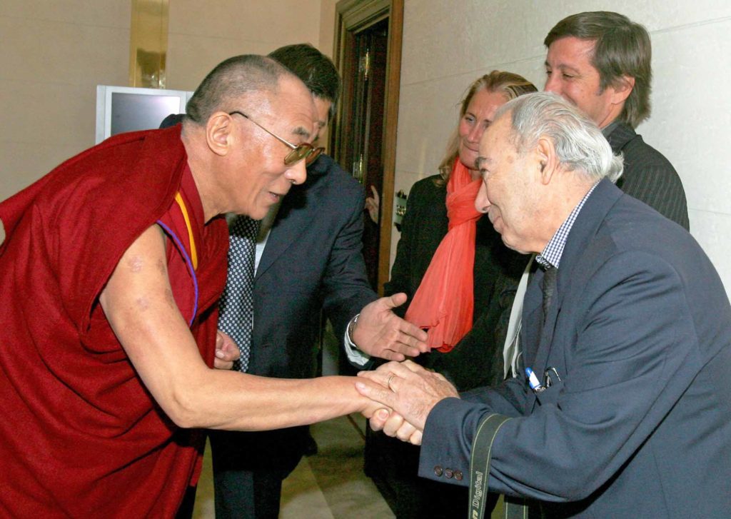 carlo-riccardi-con-il-dalai-lama-m
