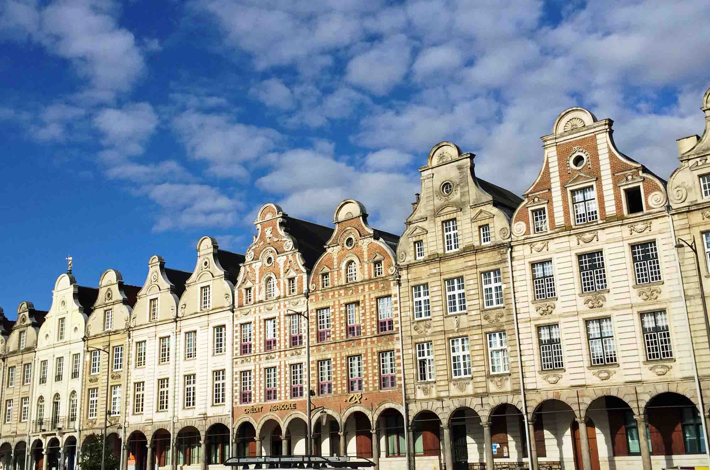 La piazza centrale ad Arras