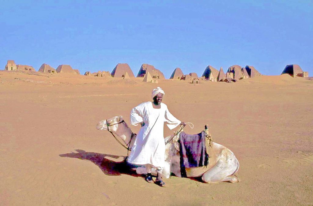Sudan, Meroe, piramidi