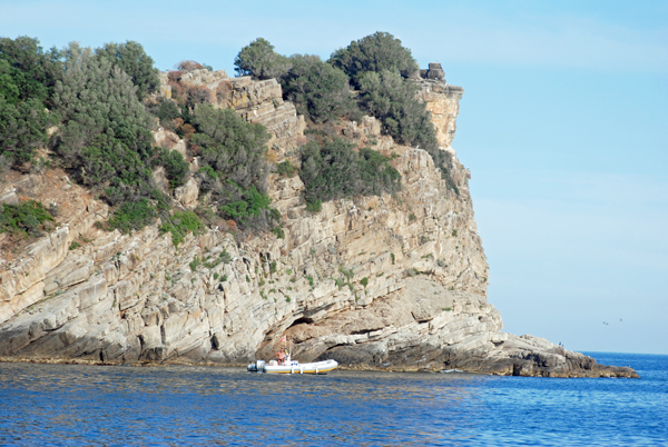 Alassio, Isola Gallinara