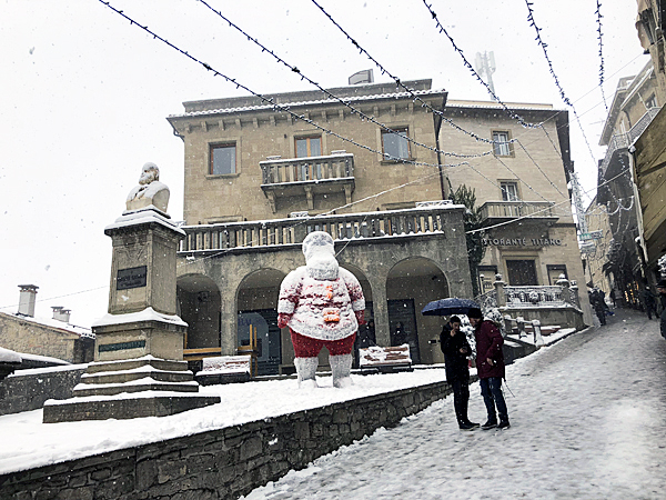 San Marino, Hotel Titano