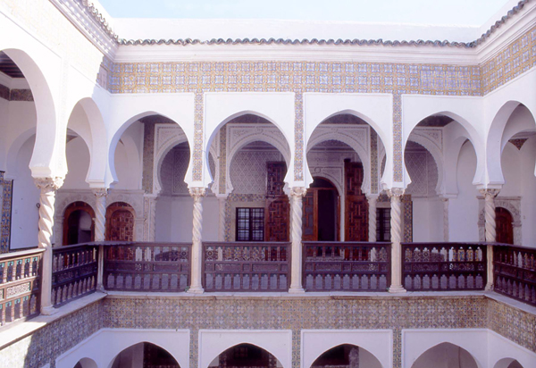 Algeri, palazzo