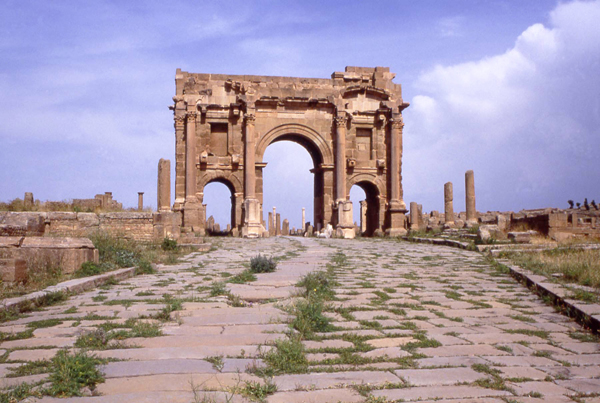 Timgad, arco