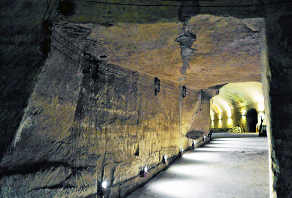 Castello Carlo V Lecce, tratto aperto galleria est