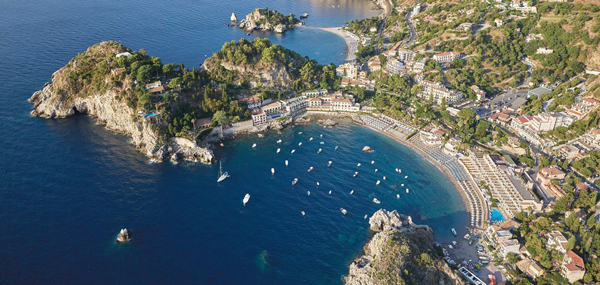 La baia di Mazzarò, Taormina Mare (Messina)