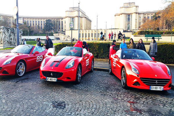 Ferrari in affitto al Trocadero