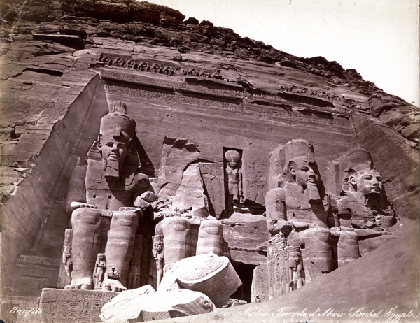 Il tempio rupestre di Abu Simbel come appariva nella seconda metà dell'800