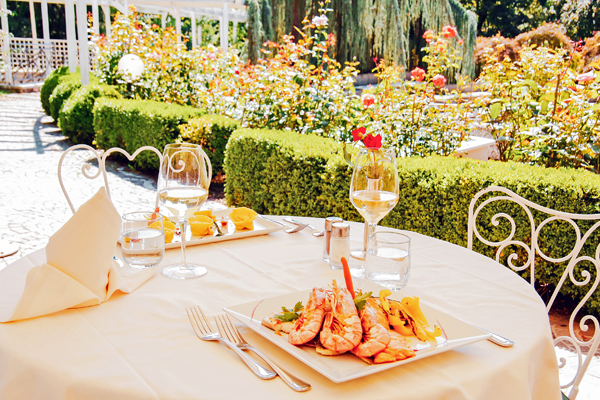 Grand Hotel Imperial - Pranzo in giardino