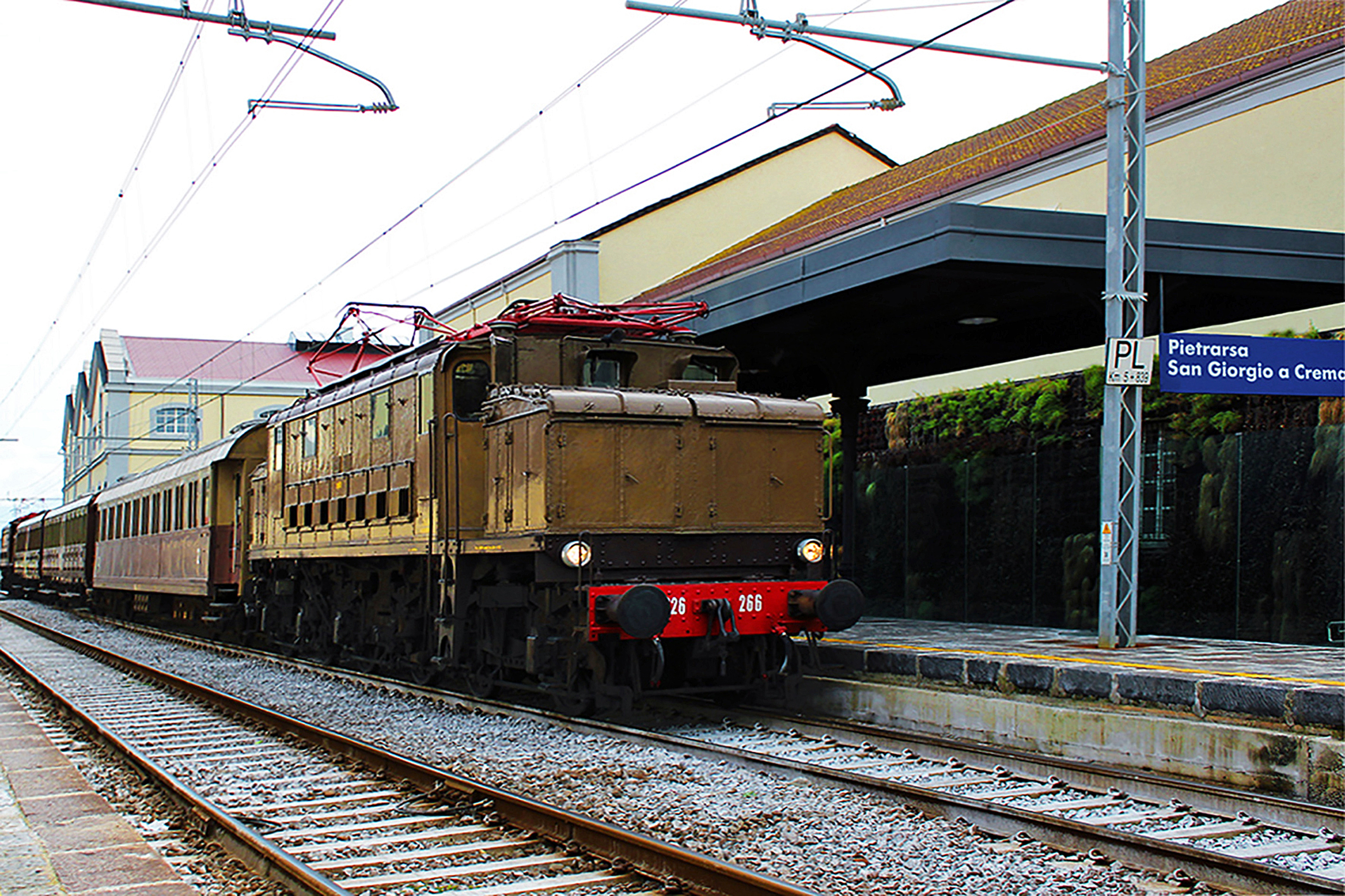 APERTURA Il Pietrarsa Express (Fondazione Fs)