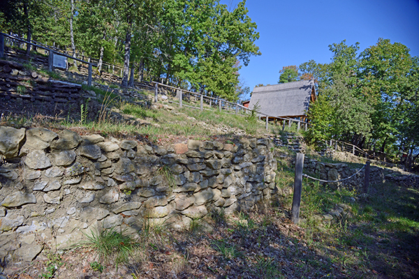 Monte Bibele - il villaggio etrusco-celtico - Foto .G.Rivalta