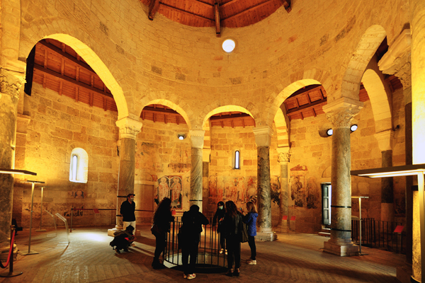 Interno Tempio di San Giovanni al Sepolcro