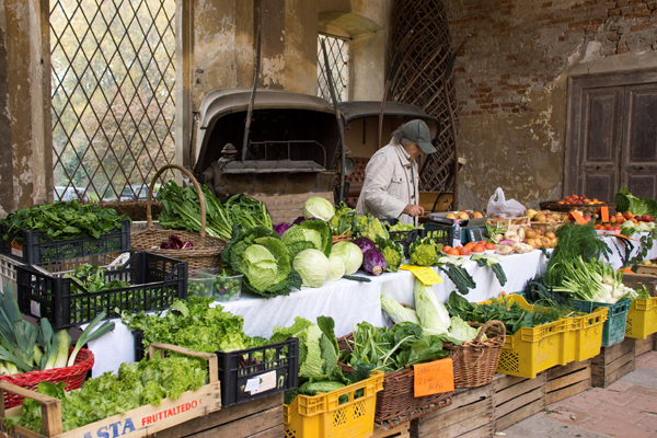 Castello di Padernello - Mercato della Terra - Foto di Virginio Gilberti