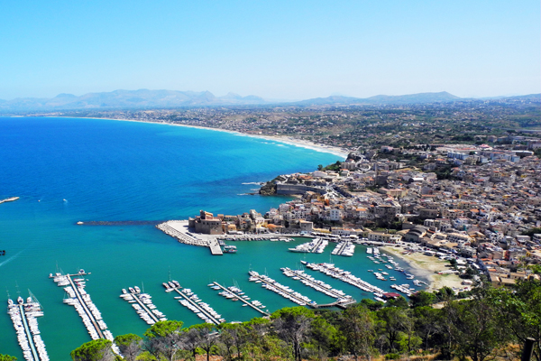 Vista di Castellammare del Golfo dal Belvedere