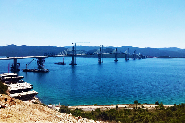 Situazione dei cantieri per la costruzione del ponte di Peljesac (18-6-2021) autore Ponor