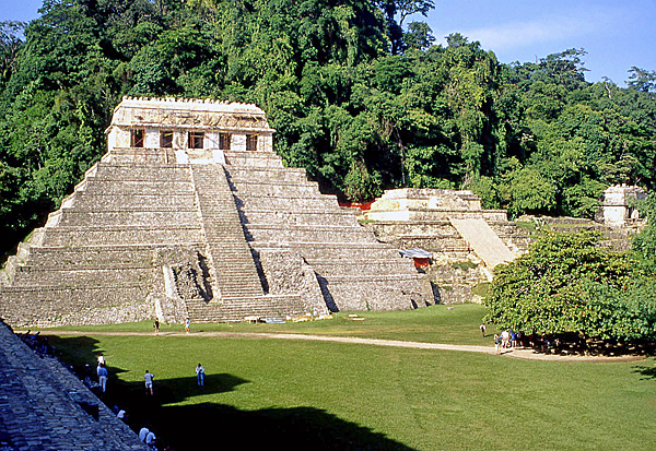 Messico Palenque piramide Tempio Iscrizioni Ph. Anna Maria Arnesano