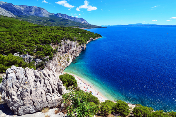 Panoramica spiaggia di Makarska in Dalmazia (Ph.Vjeko Begovic)
