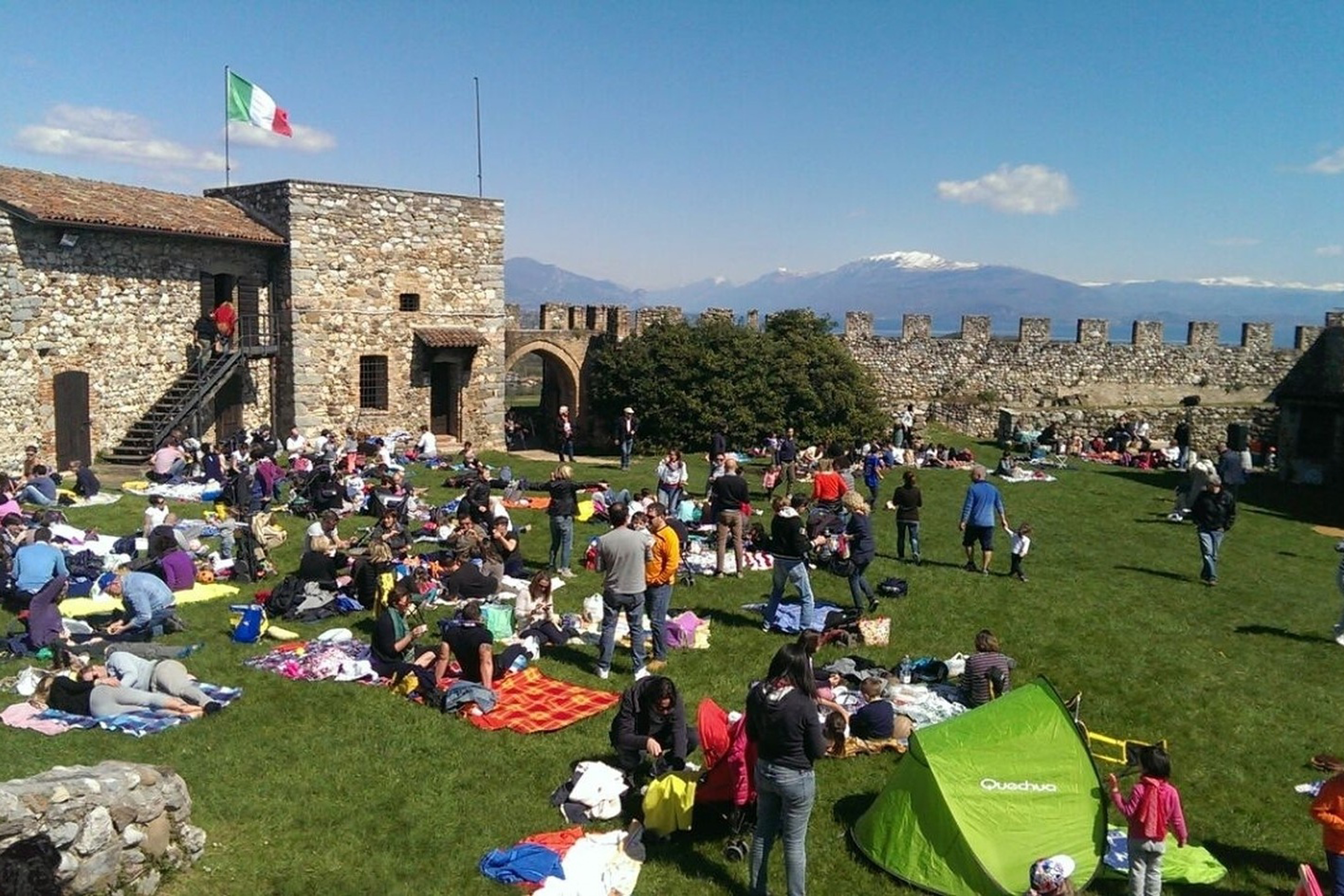 APERTURA Lonato del Garda_Fiabe nella Rocca_Pasquetta