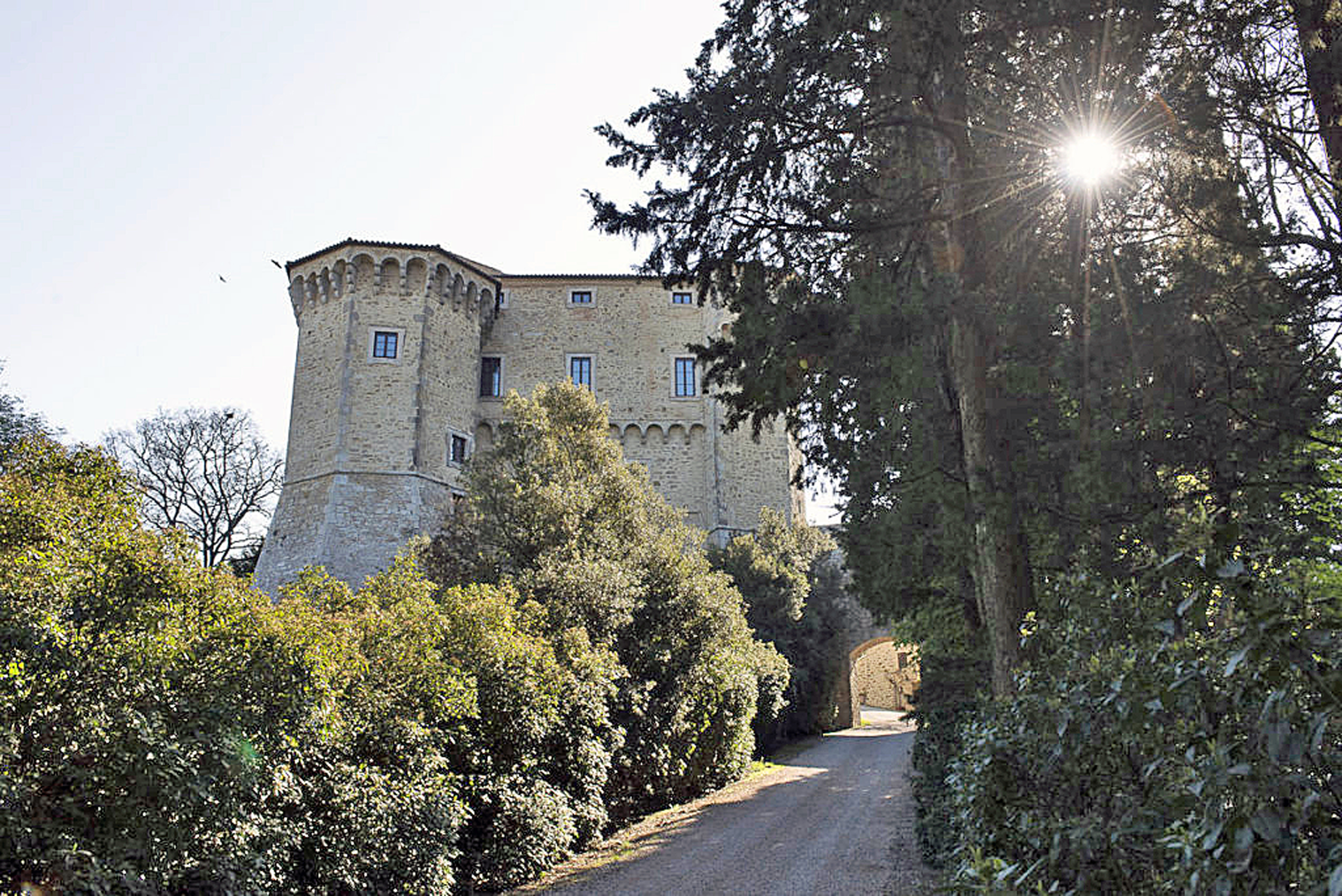 APERTURA Ingresso Castello di Fighine