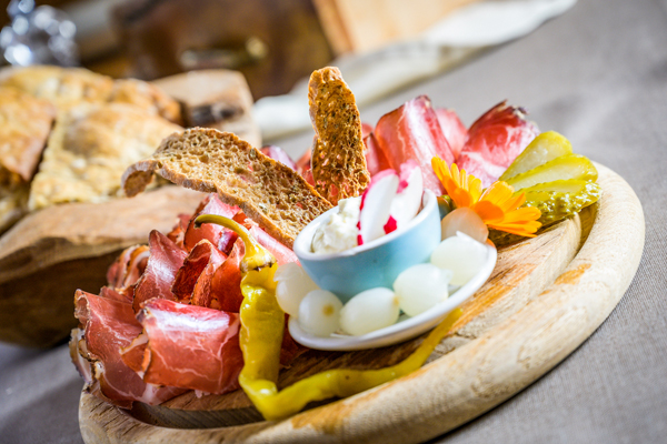 RENON-food-2-©Tourismusverein_Ritten_Foto_Manuela_Tessaro.jpg