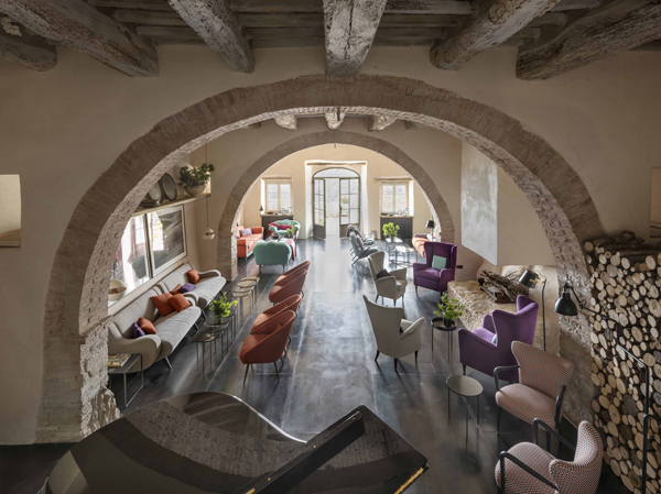 Monteverdi_Lobby-Lounge---Terrace-Bar---Interior