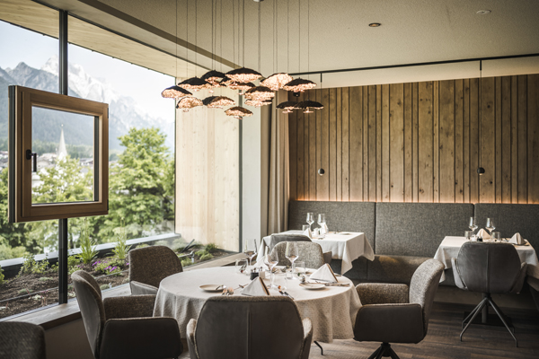 Excelsior Dolomites Life Resort - Ristorante - Foto Hannes Niederkofler
