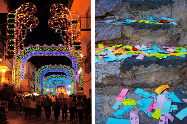 Le luminarie nel centro e i bigliettini per la festa