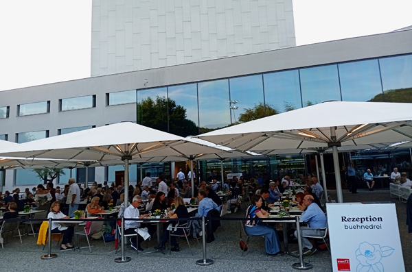 Bregenz-ristorante-della-Festspielhaus-sullo-sfondo.j