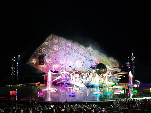 Bregenz,23.08.2026,La suggestiva scenografia di Michieletto per la Traviata (6)
