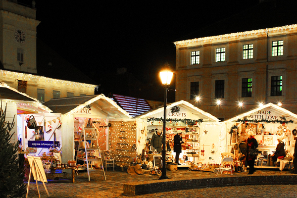 I mercatini di Natale a Osijek (Ente turistico città di Osijek)